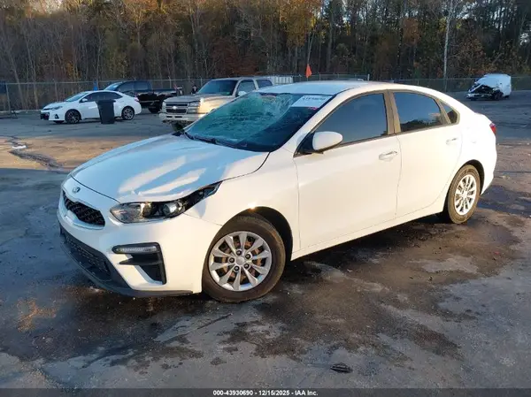 3KPF24AD7KE009110 2019 KIA FORTE - Image 2