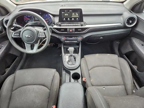 3KPF24AD7KE009480 2019 KIA FORTE - Image 8