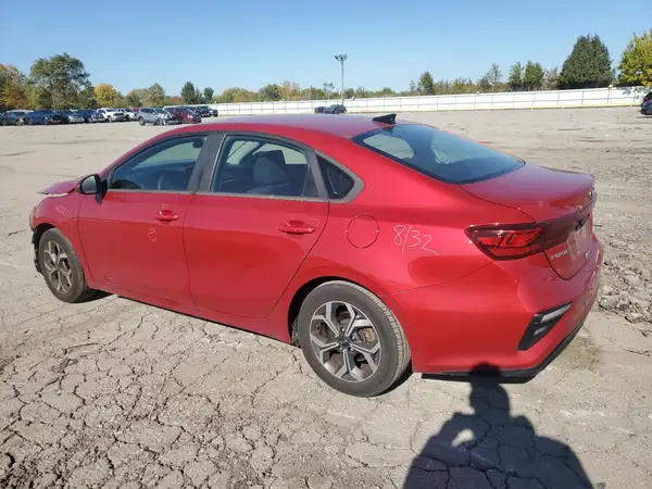 3KPF24AD7KE010659 2019 KIA FORTE - Image 2