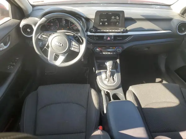 3KPF24AD7KE010659 2019 KIA FORTE - Image 8