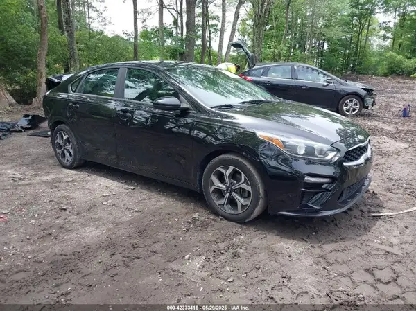 3KPF24AD7KE023833 2019 KIA FORTE - Image 1
