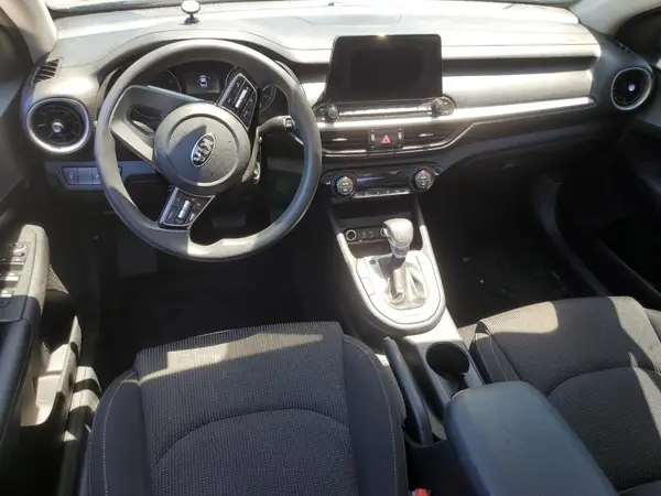 3KPF24AD7KE027624 2019 KIA FORTE - Image 8