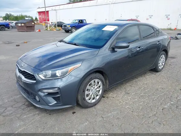 3KPF24AD7KE028224 2019 KIA FORTE - Image 2