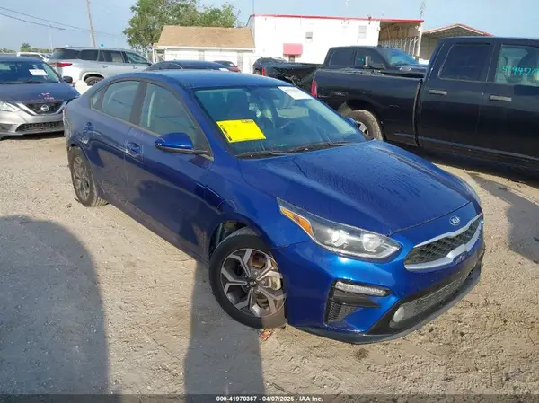 3KPF24AD7KE031575 2019 KIA FORTE - Image 1