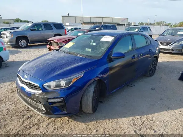 3KPF24AD7KE031575 2019 KIA FORTE - Image 2