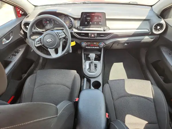 3KPF24AD7KE038042 2019 KIA FORTE - Image 8