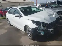 3KPF24AD7KE038090 2019 KIA FORTE