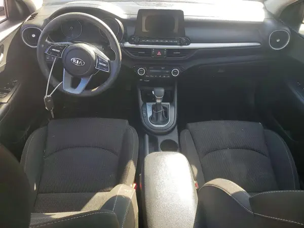 3KPF24AD7KE040695 2019 KIA FORTE - Image 8