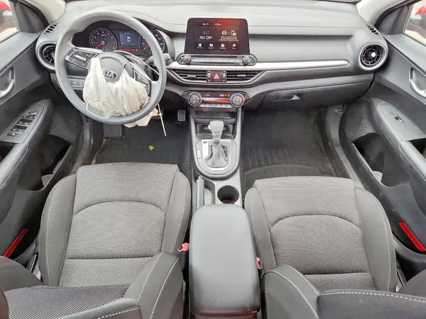 3KPF24AD7KE042771 2019 KIA FORTE - Image 8