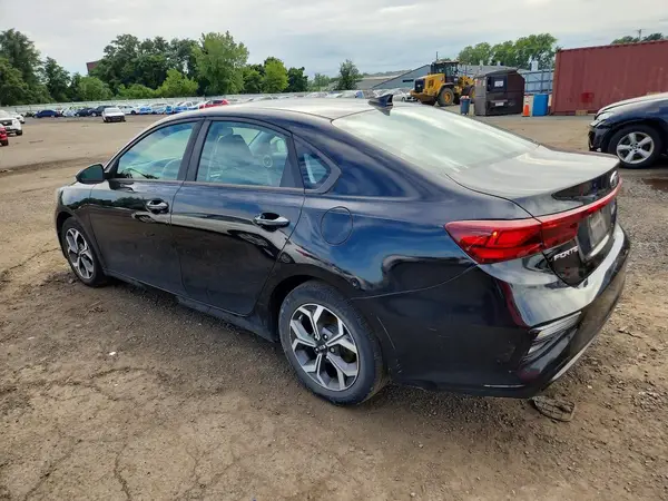 3KPF24AD7KE044715 2019 KIA FORTE - Image 2