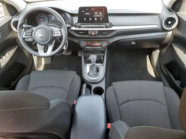 3KPF24AD7KE045296 2019 KIA FORTE - Image 8