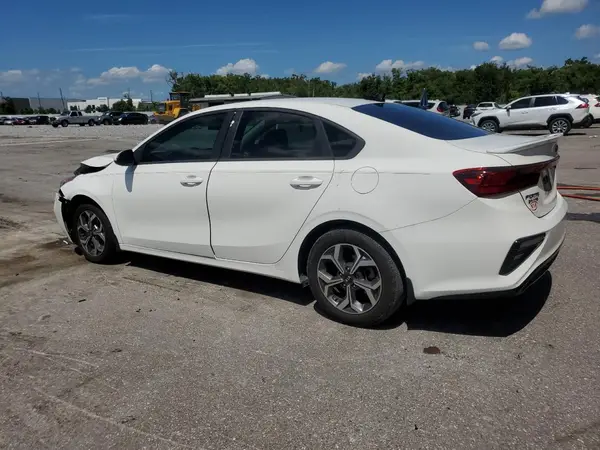 3KPF24AD7KE045749 2019 KIA FORTE - Image 2