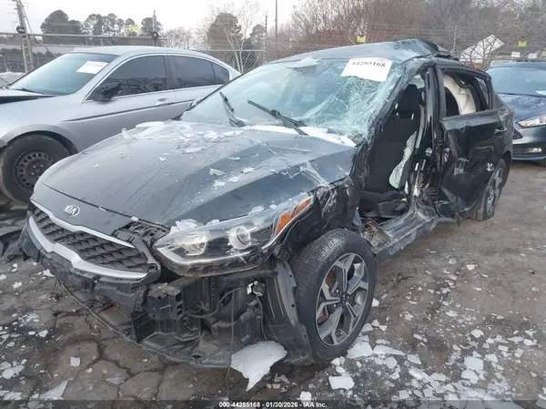3KPF24AD7KE045993 2019 KIA FORTE - Image 2