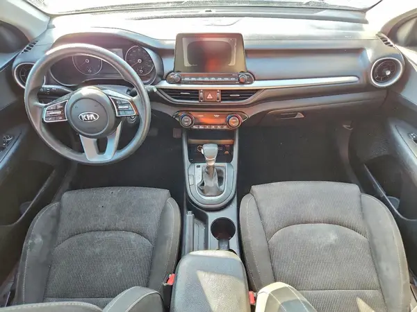 3KPF24AD7KE049459 2019 KIA FORTE - Image 8