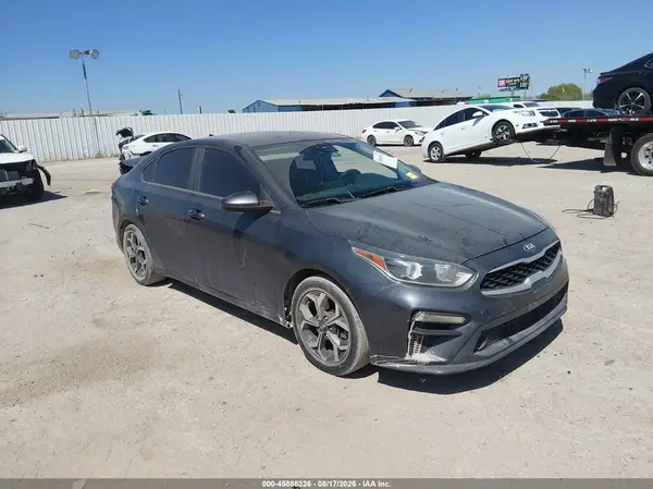 3KPF24AD7KE050482 2019 KIA FORTE - Image 1