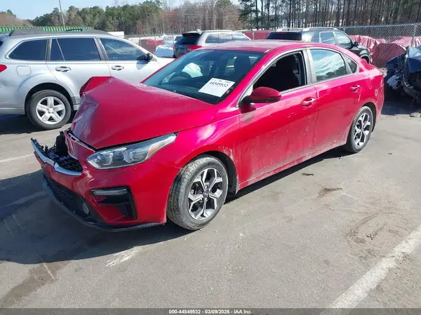 3KPF24AD7KE052491 2019 KIA FORTE - Image 2