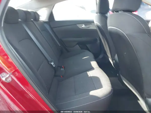 3KPF24AD7KE052491 2019 KIA FORTE - Image 8