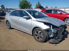 3KPF24AD7KE056010 2019 KIA FORTE