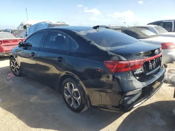 3KPF24AD7KE057710 2019 KIA FORTE - Image 2