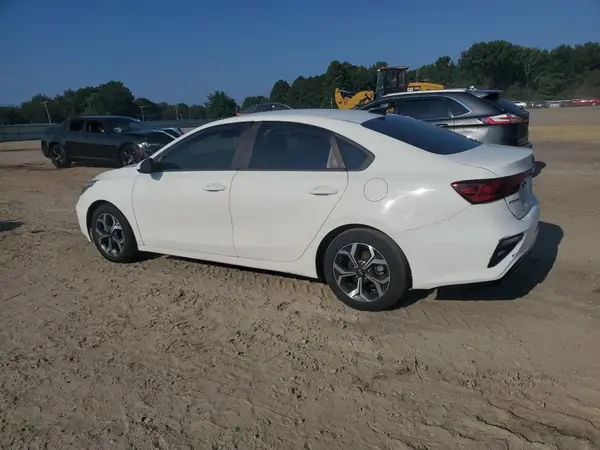 3KPF24AD7KE057870 2019 KIA FORTE - Image 2