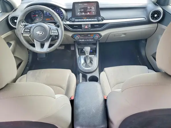 3KPF24AD7KE059988 2019 KIA FORTE - Image 8