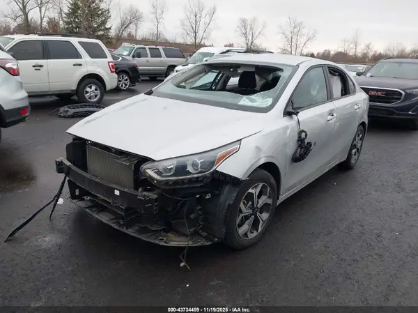 3KPF24AD7KE060297 2019 KIA FORTE - Image 2
