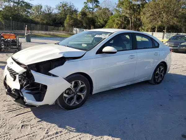 3KPF24AD7KE063894 2019 KIA FORTE - Image 1