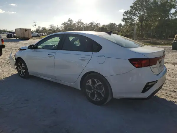 3KPF24AD7KE063894 2019 KIA FORTE - Image 2