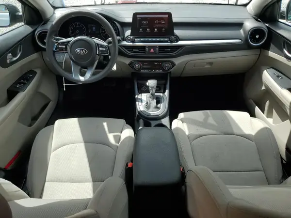 3KPF24AD7KE067038 2019 KIA FORTE - Image 8