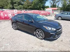 3KPF24AD7KE067637 2019 KIA FORTE