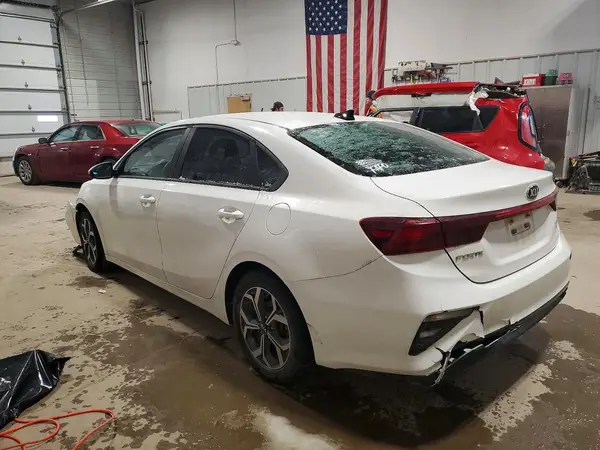 3KPF24AD7KE072725 2019 KIA FORTE - Image 2