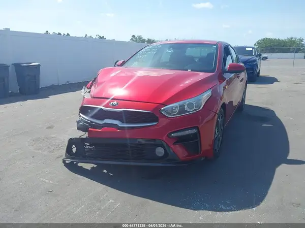 3KPF24AD7KE074426 2019 KIA FORTE - Image 2