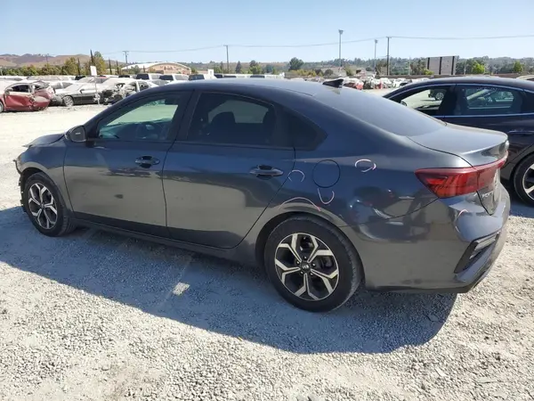 3KPF24AD7KE077391 2019 KIA FORTE - Image 2