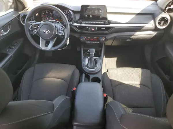3KPF24AD7KE077391 2019 KIA FORTE - Image 8