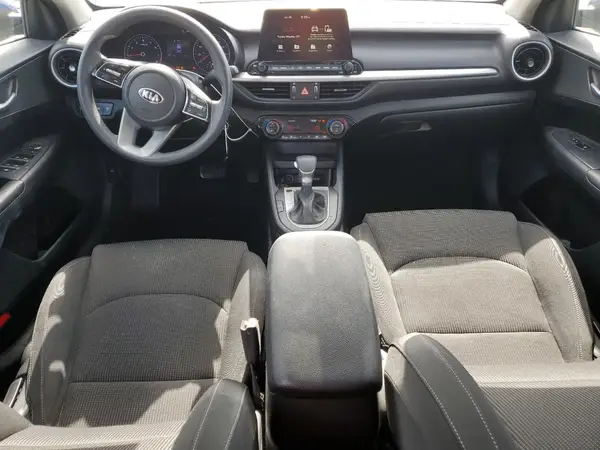 3KPF24AD7KE078301 2019 KIA FORTE - Image 8
