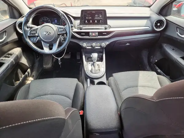 3KPF24AD7KE080680 2019 KIA FORTE - Image 8