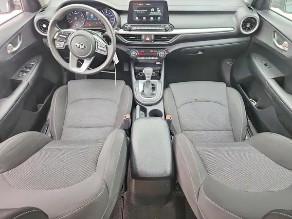 3KPF24AD7KE081425 2019 KIA FORTE - Image 8