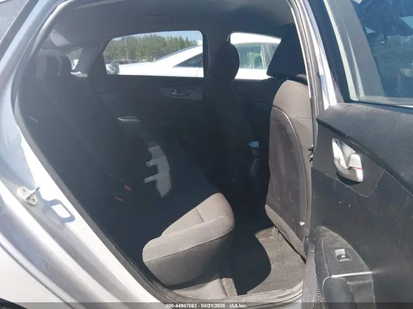 3KPF24AD7KE081554 2019 KIA FORTE - Image 8
