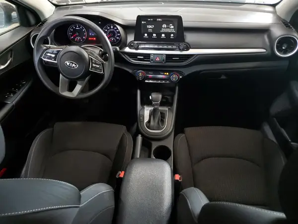 3KPF24AD7KE083045 2019 KIA FORTE - Image 8