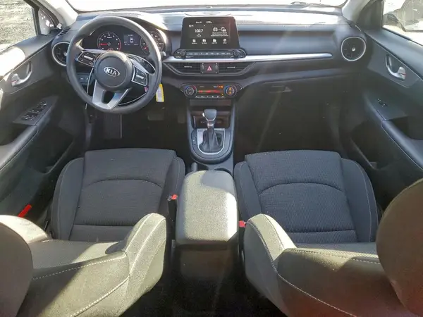 3KPF24AD7KE084163 2019 KIA FORTE - Image 8