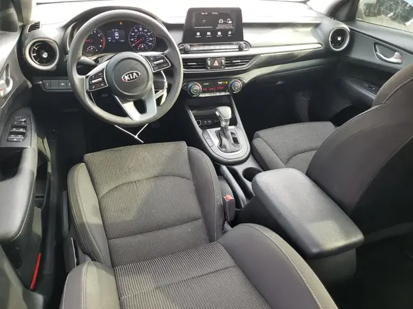 3KPF24AD7KE085720 2019 KIA FORTE - Image 8