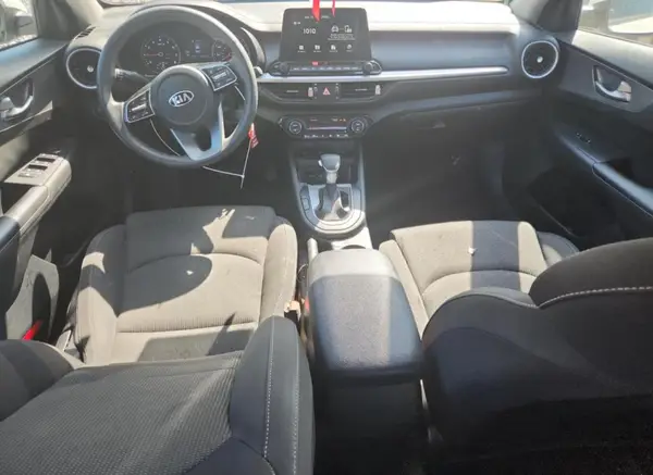 3KPF24AD7KE087161 2019 KIA FORTE - Image 8
