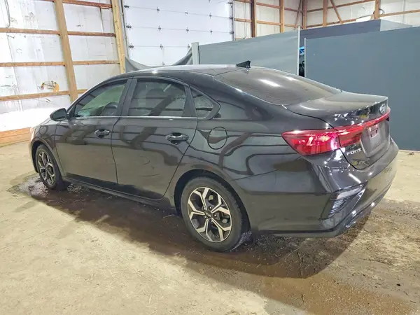 3KPF24AD7KE089783 2019 KIA FORTE - Image 2