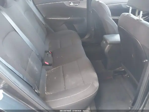 3KPF24AD7KE093476 2019 KIA FORTE - Image 8