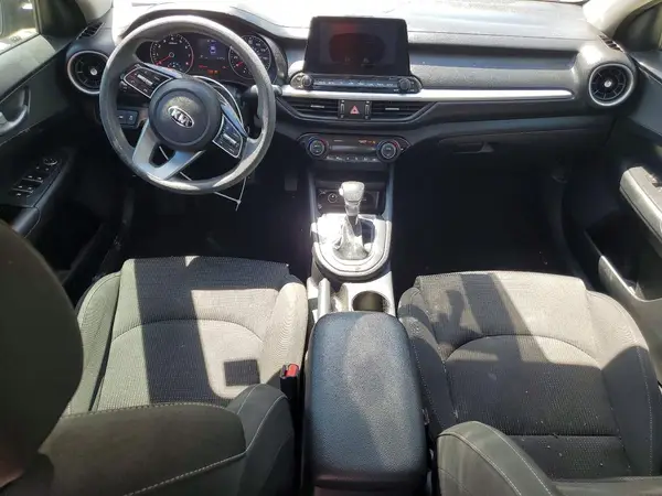 3KPF24AD7KE095633 2019 KIA FORTE - Image 8