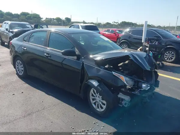 3KPF24AD7KE097611 2019 KIA FORTE - Image 1
