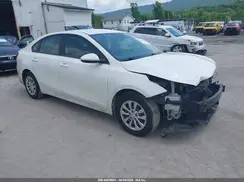 3KPF24AD7KE097785 2019 KIA FORTE