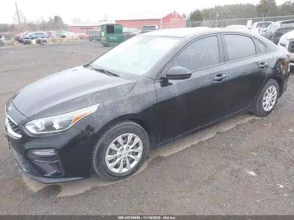 3KPF24AD7KE097804 2019 KIA FORTE - Image 2