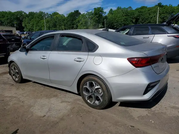 3KPF24AD7KE098953 2019 KIA FORTE - Image 2