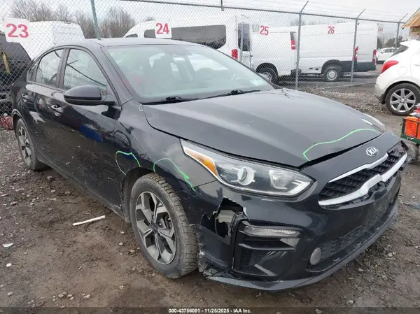 3KPF24AD7KE102726 2019 KIA FORTE - Image 1